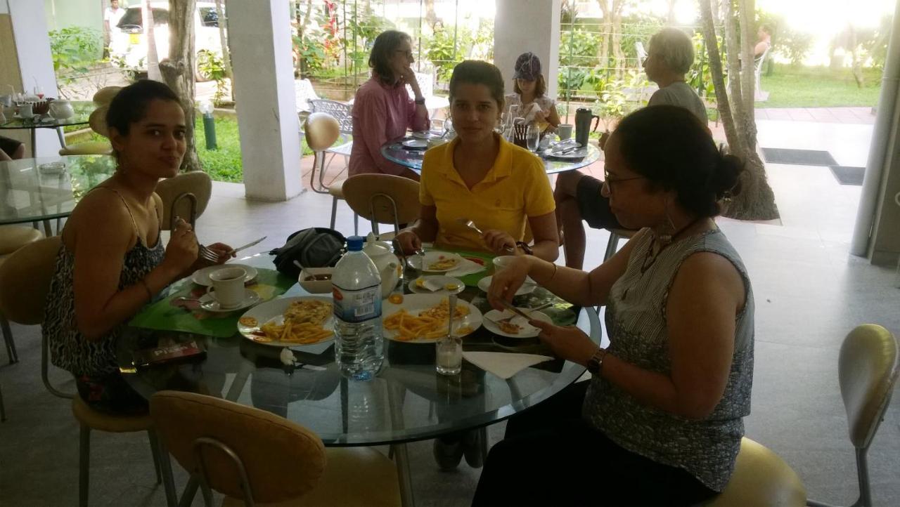 Milano Tourist Rest Hotel Anuradhapura Kültér fotó