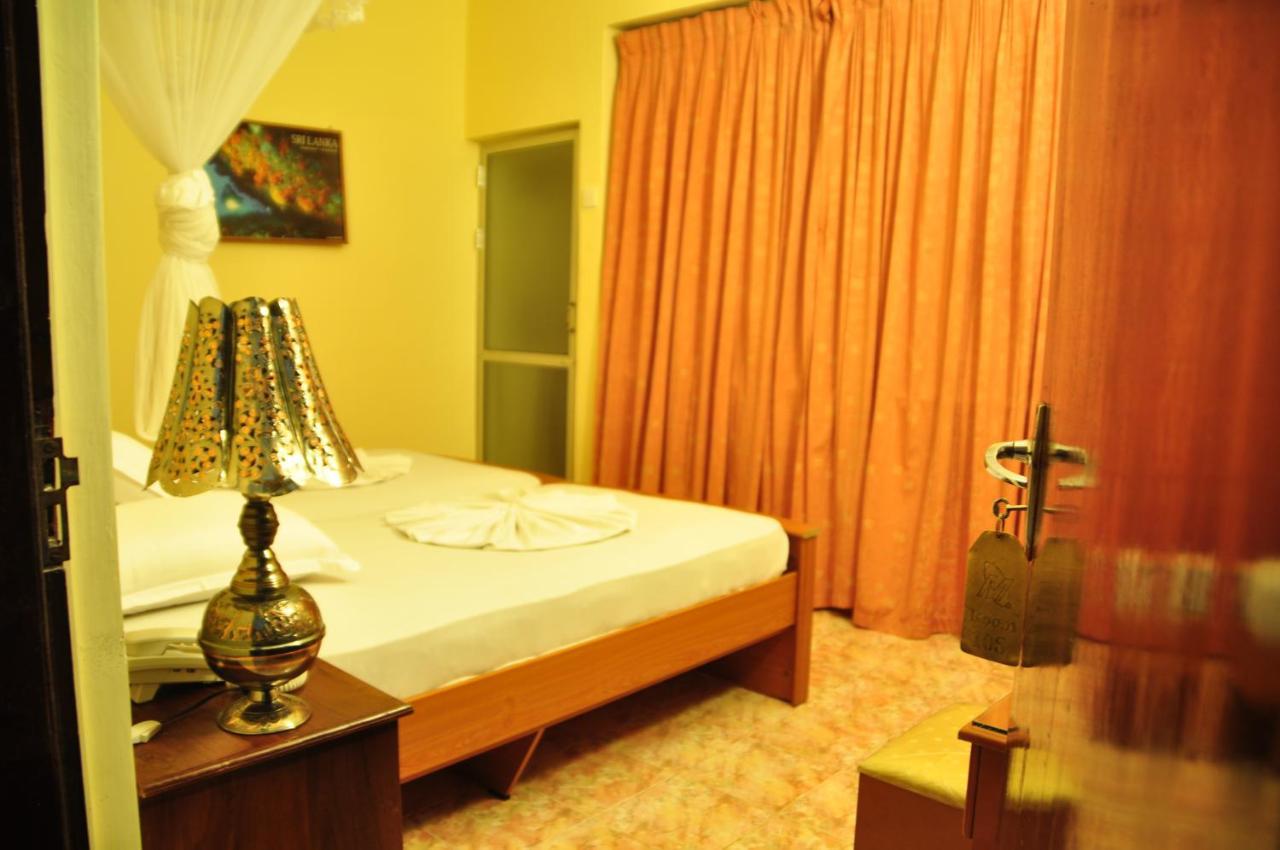 Milano Tourist Rest Hotel Anuradhapura Kültér fotó
