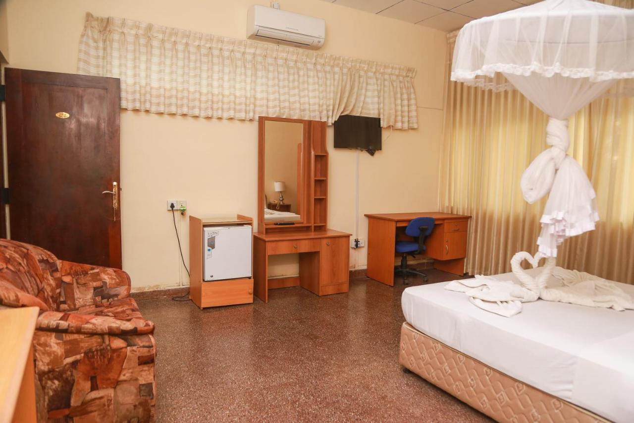Milano Tourist Rest Hotel Anuradhapura Kültér fotó