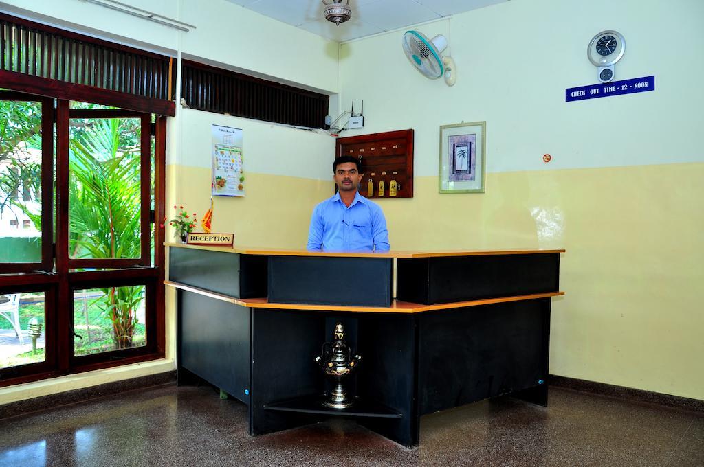 Milano Tourist Rest Hotel Anuradhapura Kültér fotó