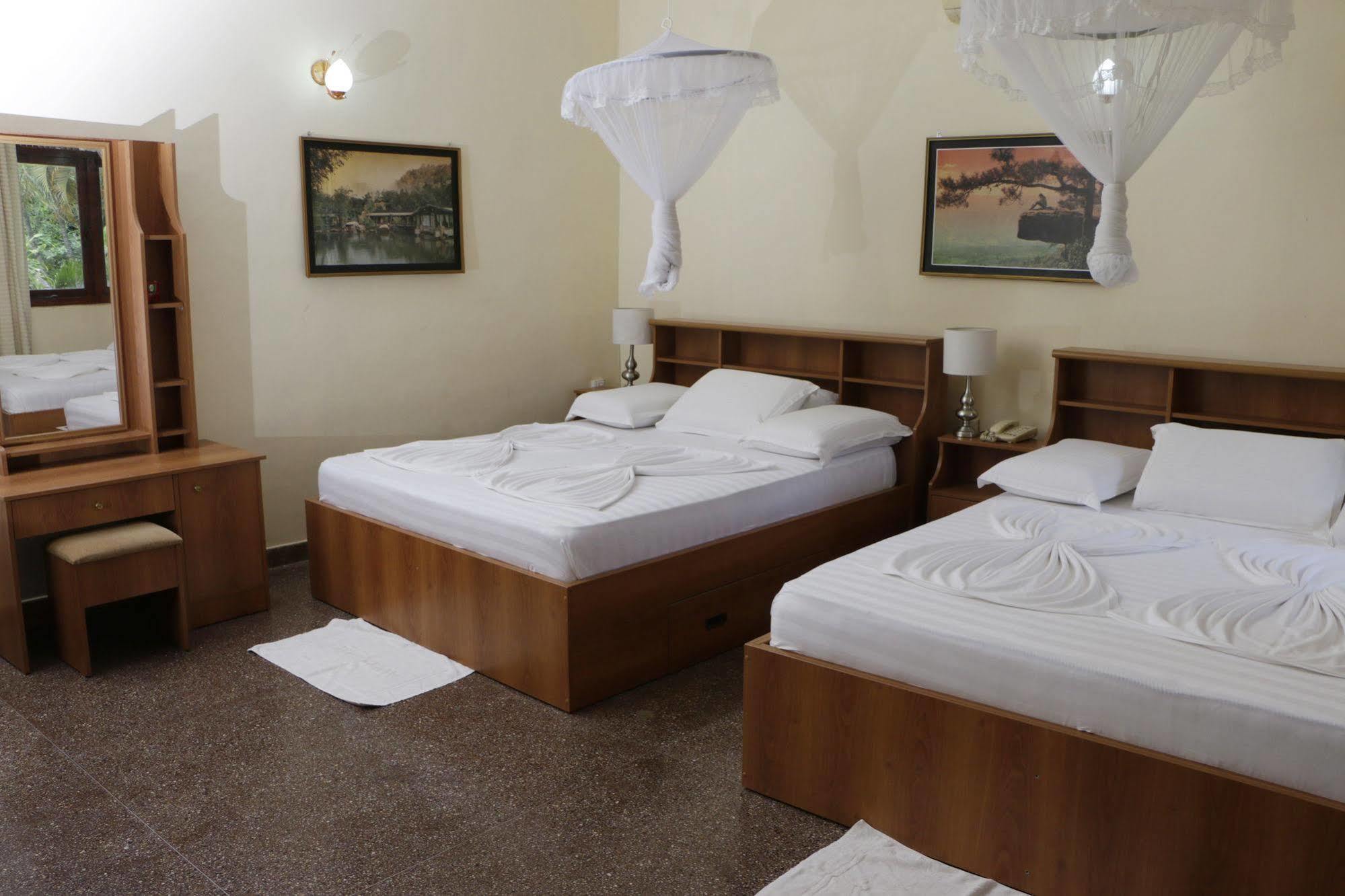 Milano Tourist Rest Hotel Anuradhapura Kültér fotó
